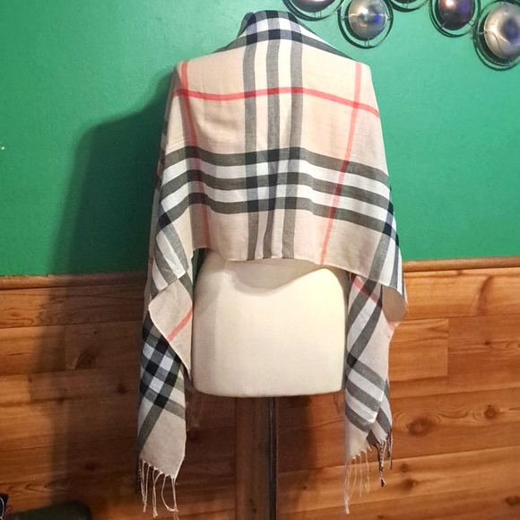 Fashion Scarf - Picture 5 of 5